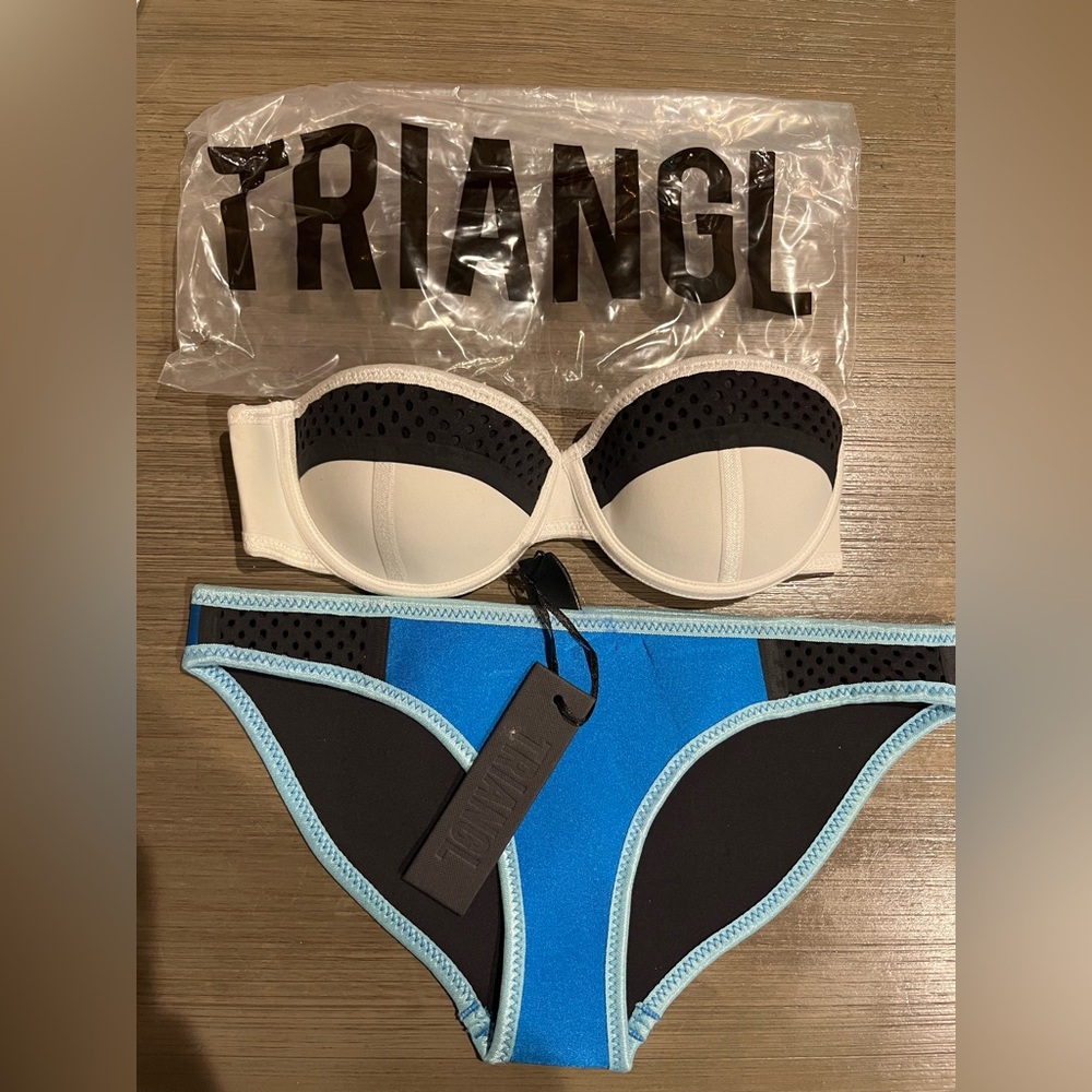Triangl blue and white bikini set Size XS